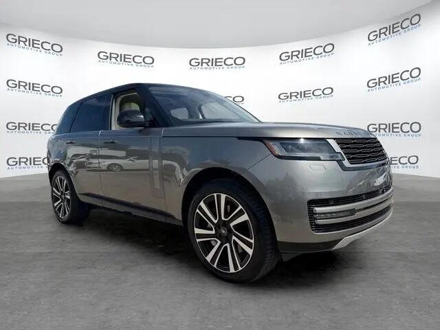 2023 Land Rover Range Rover P530 SE
