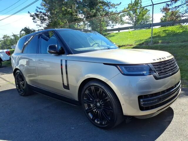 2024 Land Rover Range Rover P530 SE