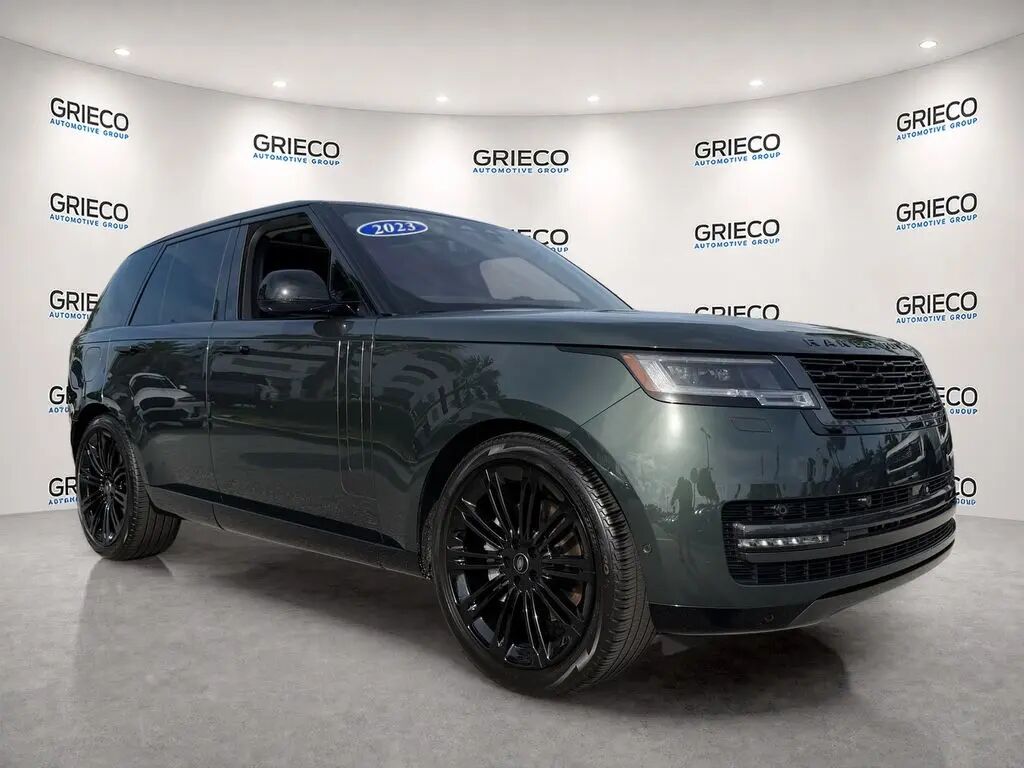 2023 Land Rover Range Rover P400 SE — photo 1 of 13