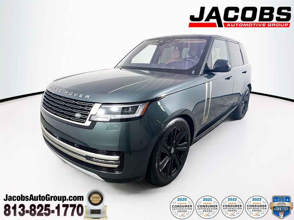 2023 Land Rover Range Rover SE — photo 1 of 13