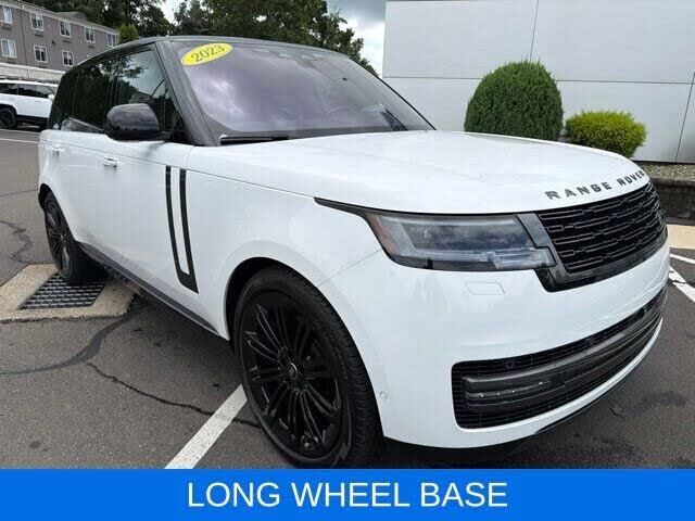 2023 Land Rover Range Rover P400 SE LWB — photo 1 of 1