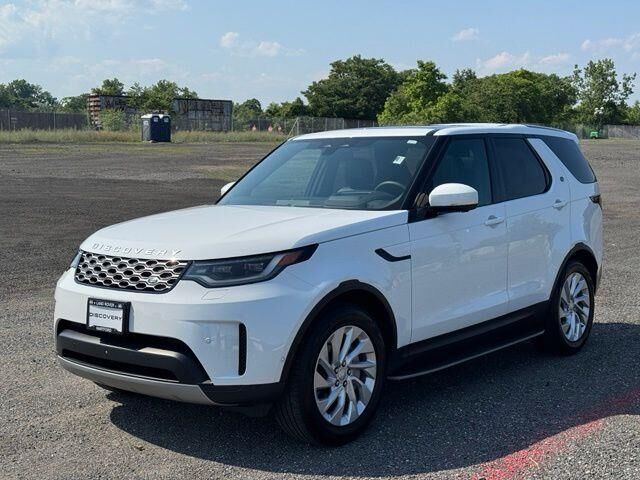 2023 Land Rover Discovery P300 S