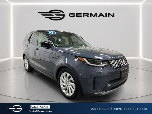 2025 Land Rover Discovery P300 S