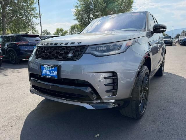 2021 Land Rover Discovery P300 S R-Dynamic