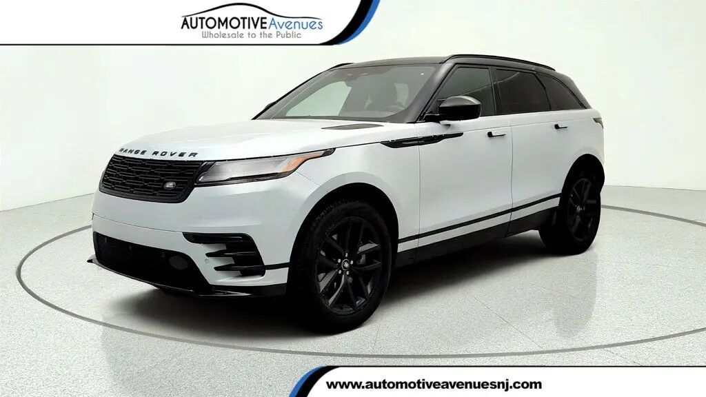 2025 Land Rover Range Rover Velar P250 Dynamic SE