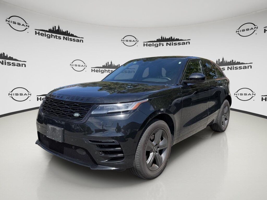 2025 Land Rover Range Rover Velar Dynamic SE — photo 1 of 13
