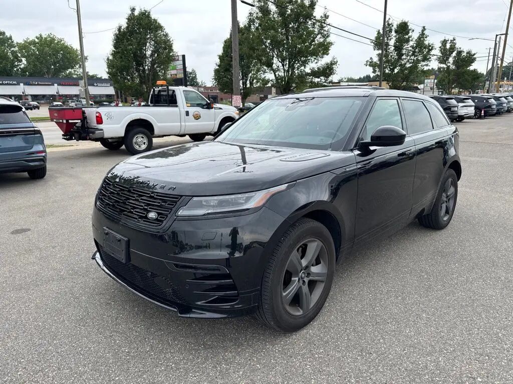 2025 Land Rover Range Rover Velar P250 Dynamic SE — photo 1 of 27