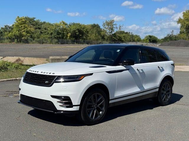 2024 Land Rover Range Rover Velar P250 Dynamic SE