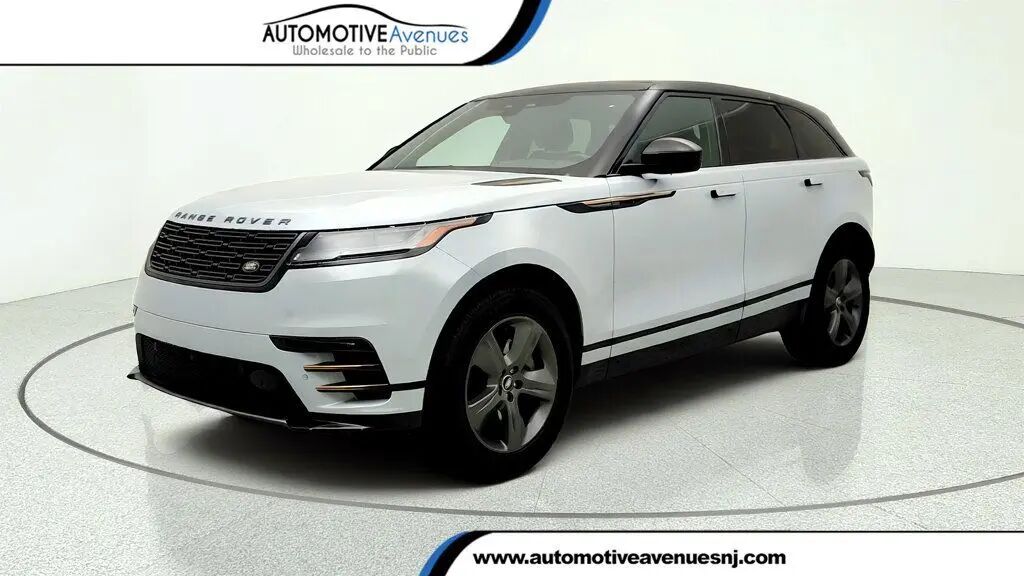 2025 Land Rover Range Rover Velar P250 Dynamic SE