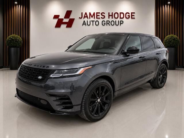 2024 Land Rover Range Rover Velar P250 Dynamic SE