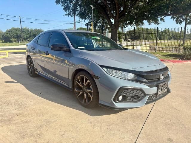 2019 Honda Civic Sport Touring — photo 1 of 13