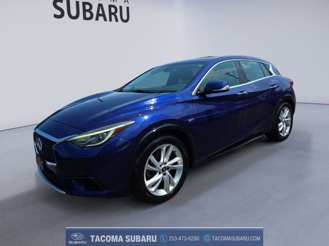 2017 INFINITI QX30 Base