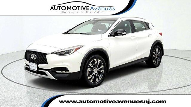 2018 INFINITI QX30 ESSENTIAL