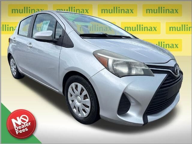 2016 Toyota Yaris 5-Door SE