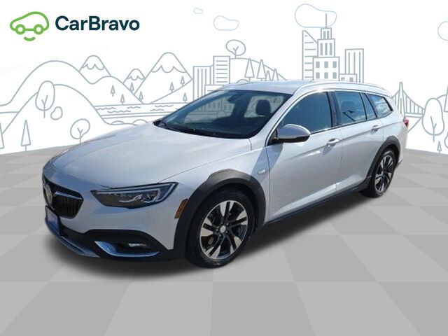 2018 Buick Regal TourX Essence