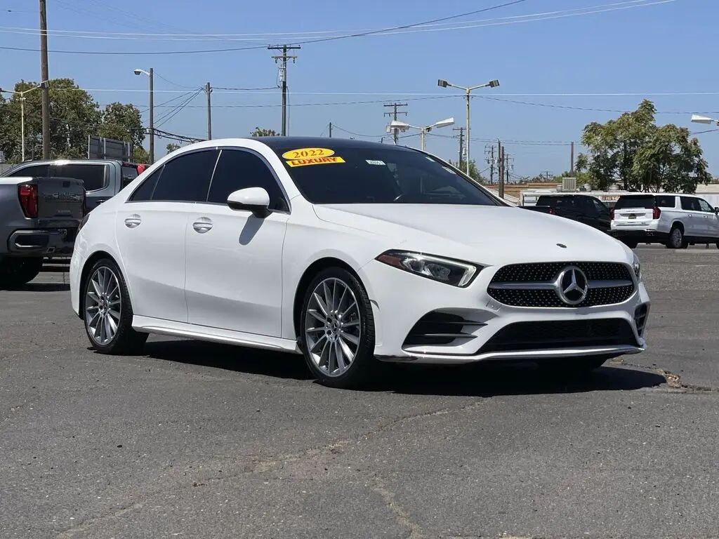 2022 Mercedes-Benz A-Class A 220 — photo 1 of 13