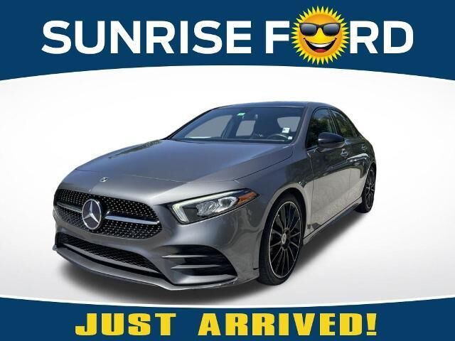 2021 Mercedes-Benz A-Class A 220 — photo 1 of 13