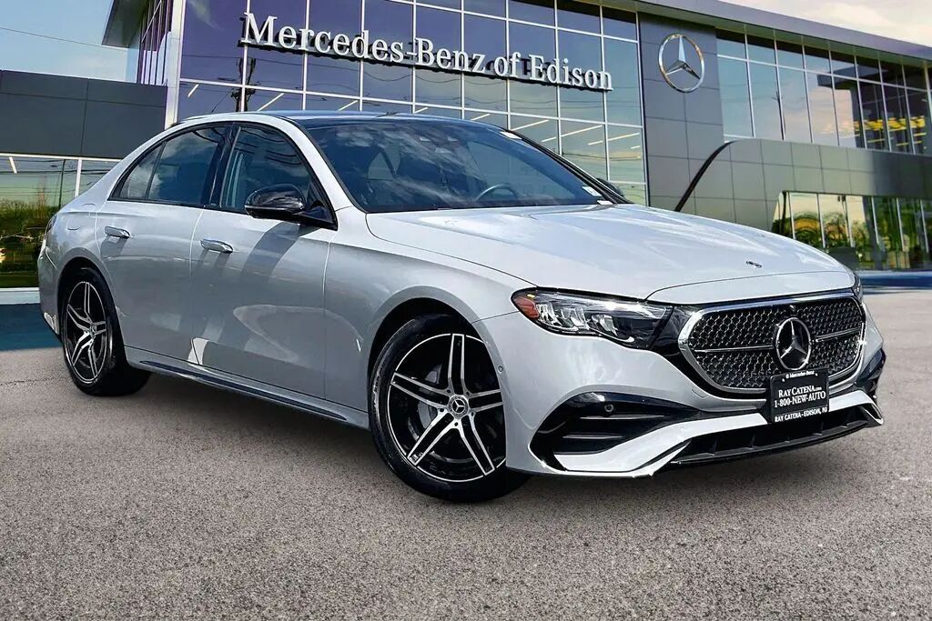 2026 Mercedes-Benz E-Class E 350 4MATIC — photo 1 of 13
