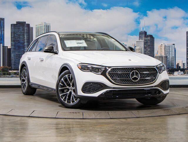 2025 Mercedes-Benz E-Class E 450 4MATIC All-Terrain — photo 1 of 4