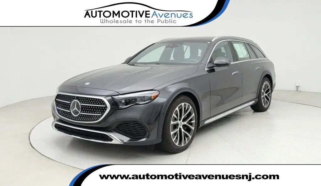 2024 Mercedes-Benz E-Class E 450 4MATIC All-Terrain — photo 1 of 13