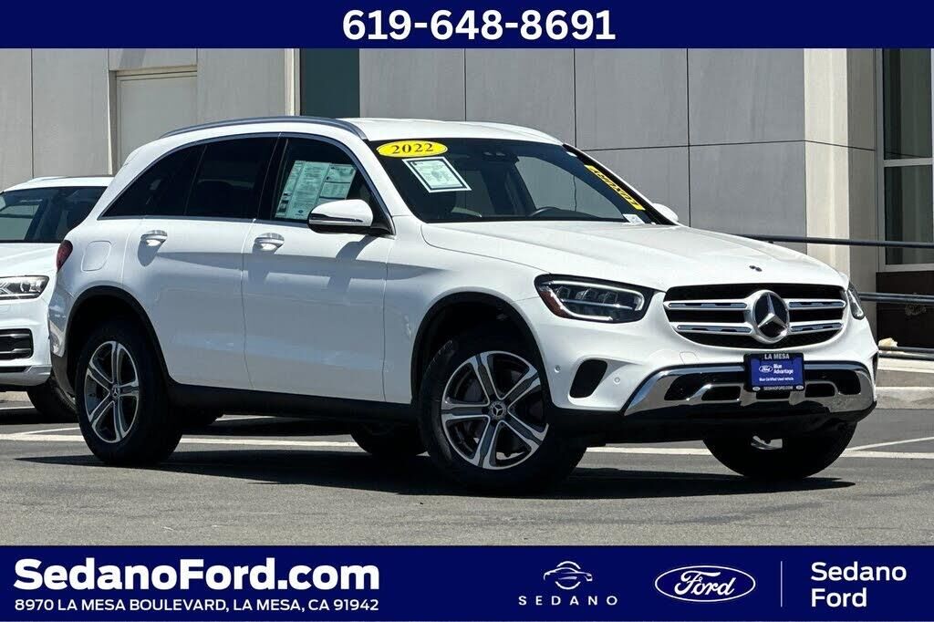2022 Mercedes-Benz GLC GLC 300 — photo 1 of 1