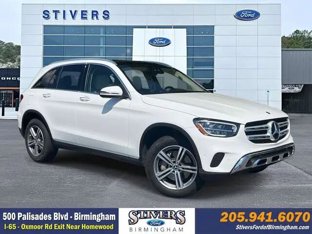 2022 Mercedes-Benz GLC GLC 300 — photo 1 of 13