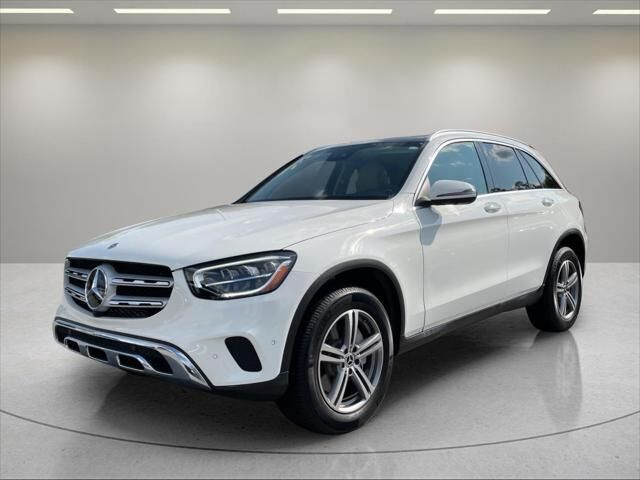 2022 Mercedes-Benz GLC GLC 300 — photo 1 of 13