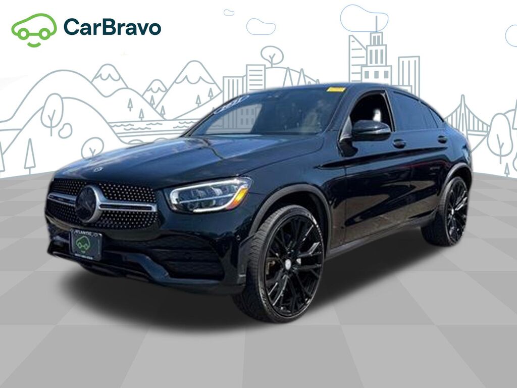 2021 Mercedes-Benz GLC GLC 300 — photo 1 of 6