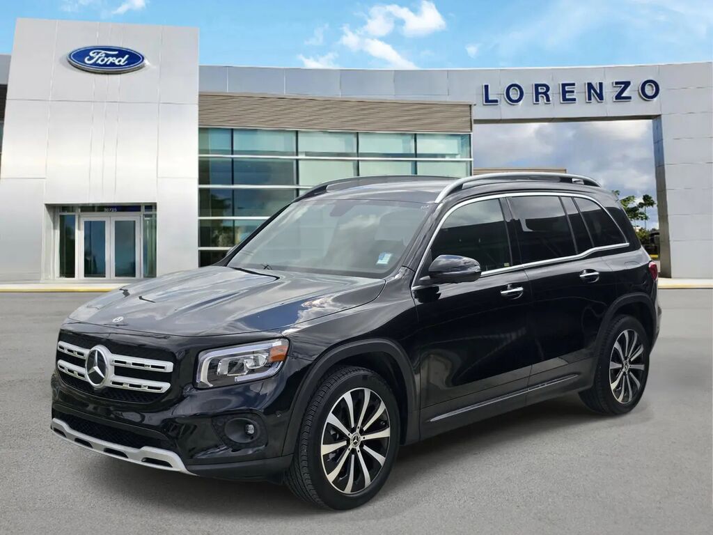 2023 Mercedes-Benz GLB GLB 250 4MATIC — photo 1 of 13