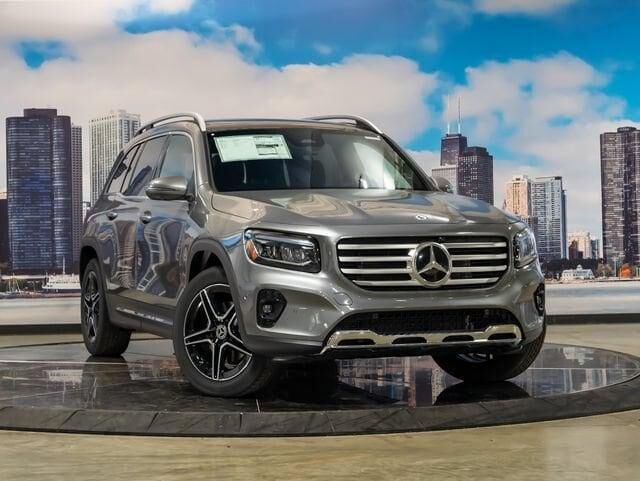 2026 Mercedes-Benz GLB GLB 250 4MATIC — photo 1 of 13