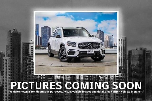 2026 Mercedes-Benz GLB GLB 250 4MATIC — photo 1 of 1