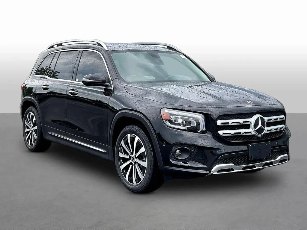 2023 Mercedes-Benz GLB GLB 250 4MATIC — photo 1 of 13