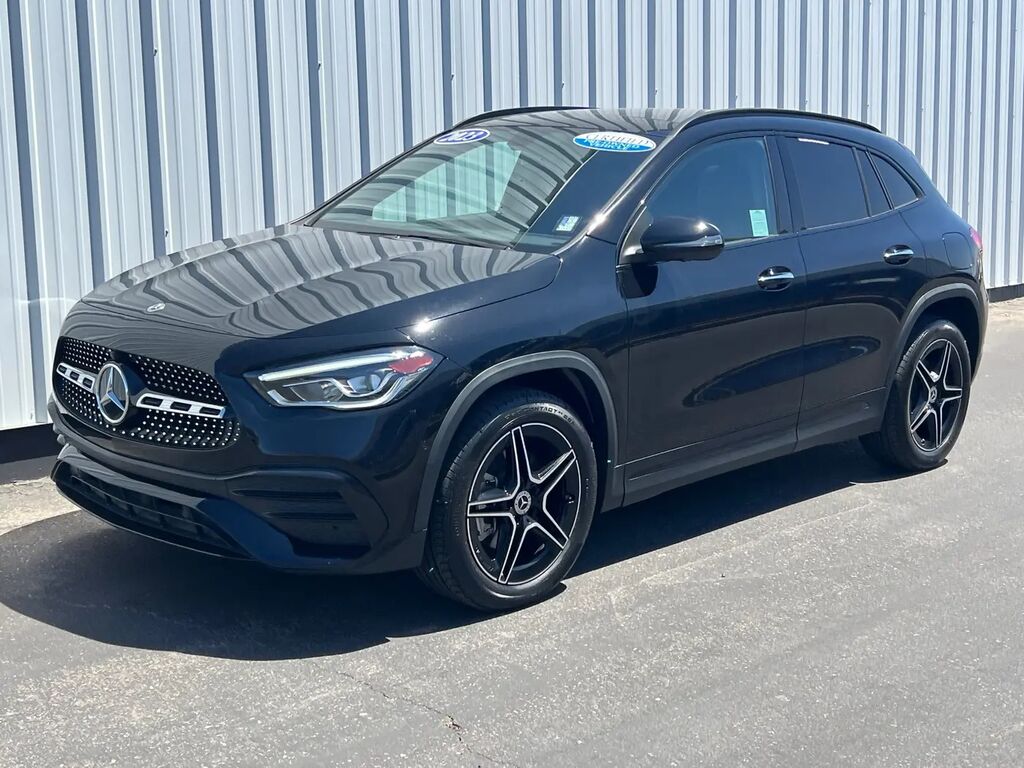 2023 Mercedes-Benz GLA GLA 250 — photo 1 of 13