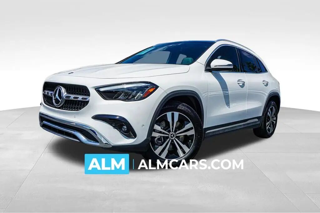 2024 Mercedes-Benz GLA GLA 250 — photo 1 of 11