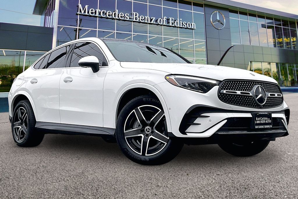 2025 Mercedes-Benz GLC GLC 300 Coupe — photo 1 of 4