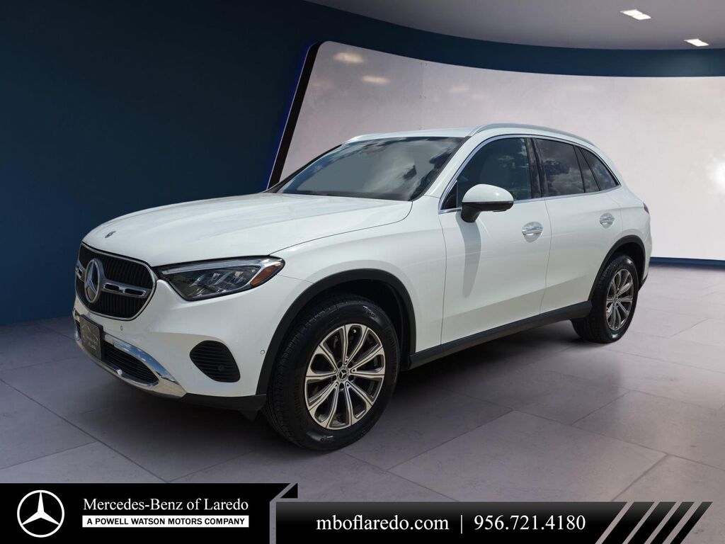 2023 Mercedes-Benz GLC GLC 300 — photo 1 of 13