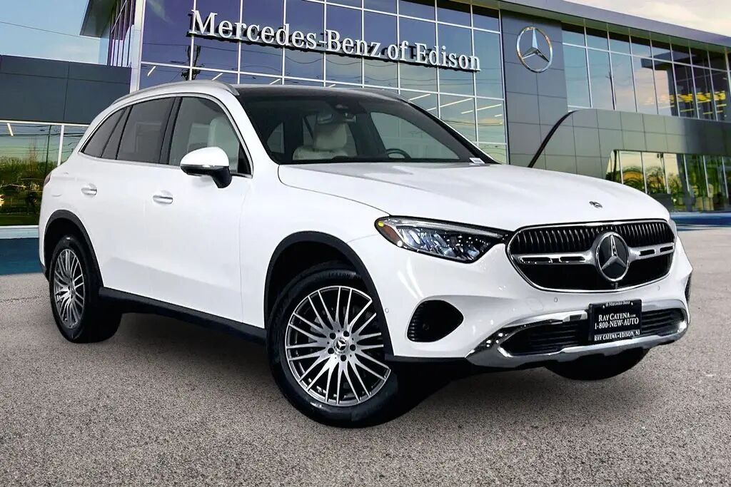 2023 Mercedes-Benz GLC GLC 300 4MATIC — photo 1 of 13