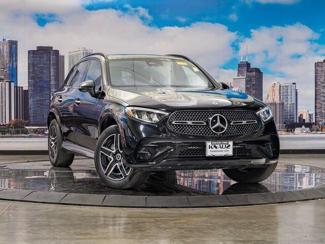 2024 Mercedes-Benz GLC GLC 300 4MATIC — photo 1 of 6