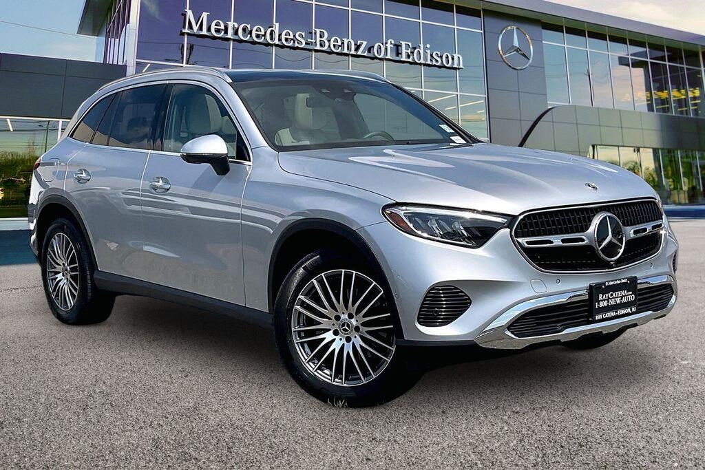 2026 Mercedes-Benz GLC GLC 300 4MATIC — photo 1 of 13