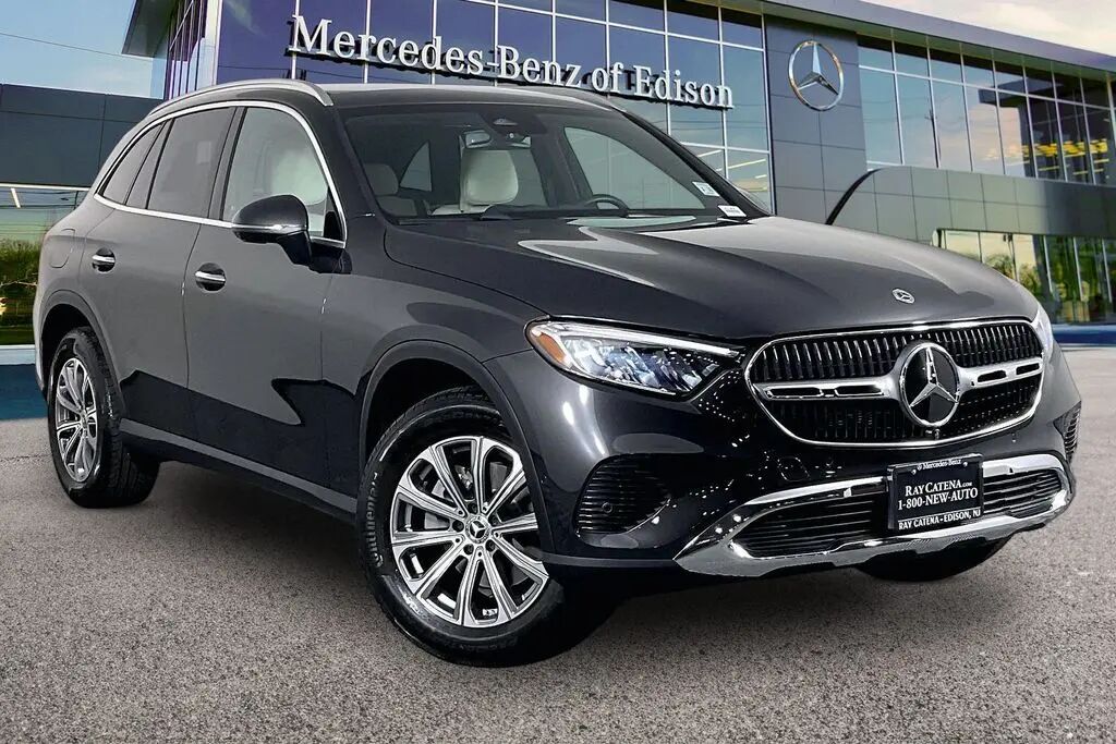 2026 Mercedes-Benz GLC GLC 300 4MATIC — photo 1 of 13