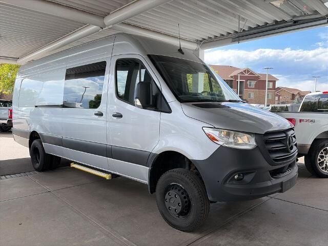 2024 Mercedes-Benz Sprinter 3500XD