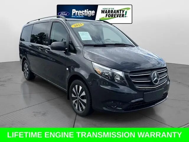 2023 Mercedes-Benz Metris Passenger — photo 1 of 13