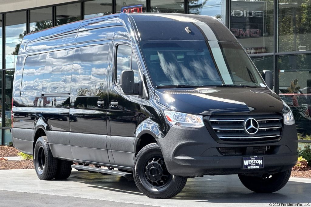 2020 Mercedes-Benz Sprinter Cargo Van Cargo 170 WB — photo 1 of 13