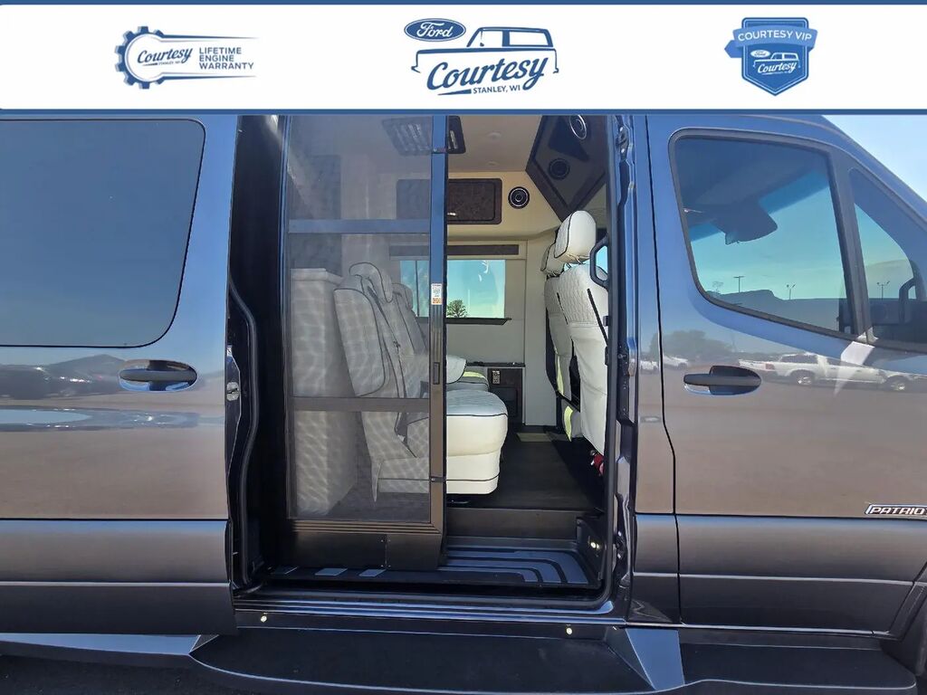 2021 Mercedes-Benz Sprinter 3500XD — photo 1 of 2