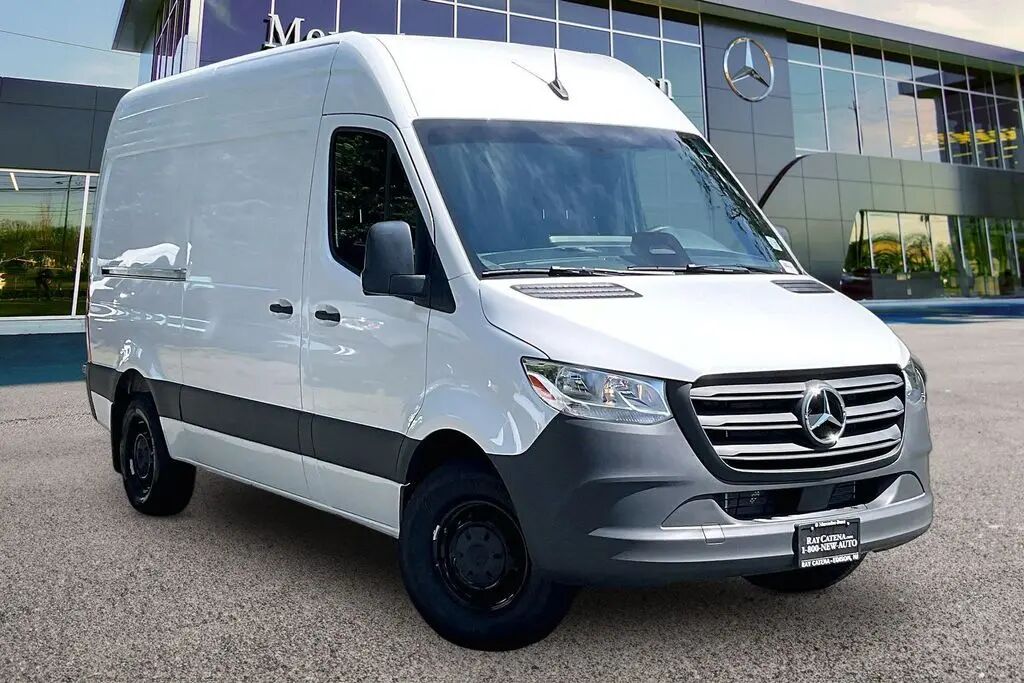 2026 Mercedes-Benz Sprinter 2500 — photo 1 of 13