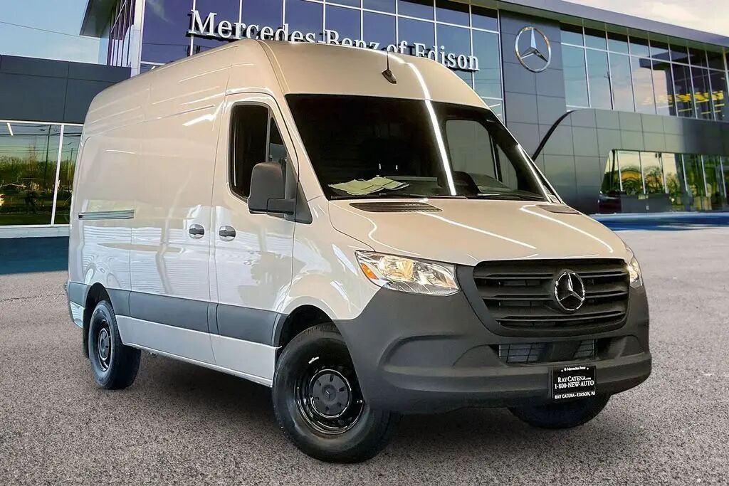 2026 Mercedes-Benz Sprinter 2500 — photo 1 of 13