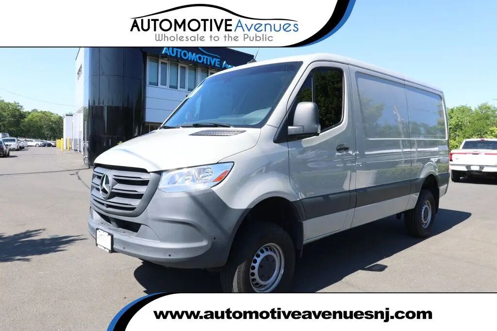 2024 Mercedes-Benz Sprinter 2500 — photo 1 of 13