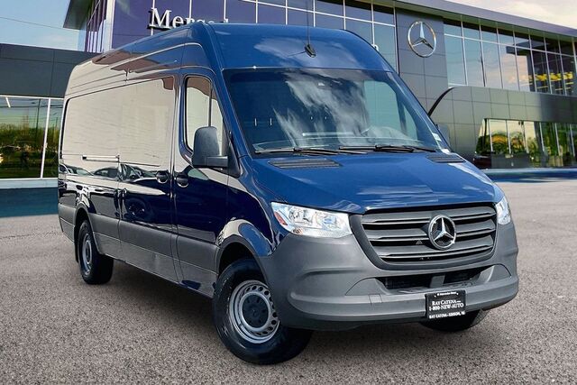 2024 Mercedes-Benz Sprinter Cargo Van Cargo 170 WB
