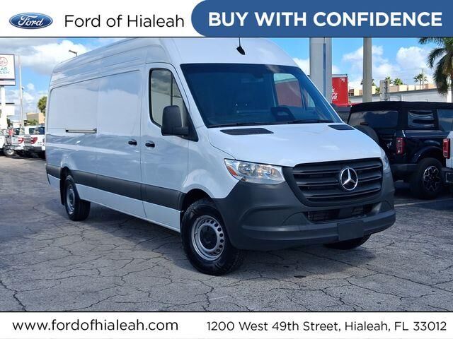 2025 Mercedes-Benz Sprinter 2500