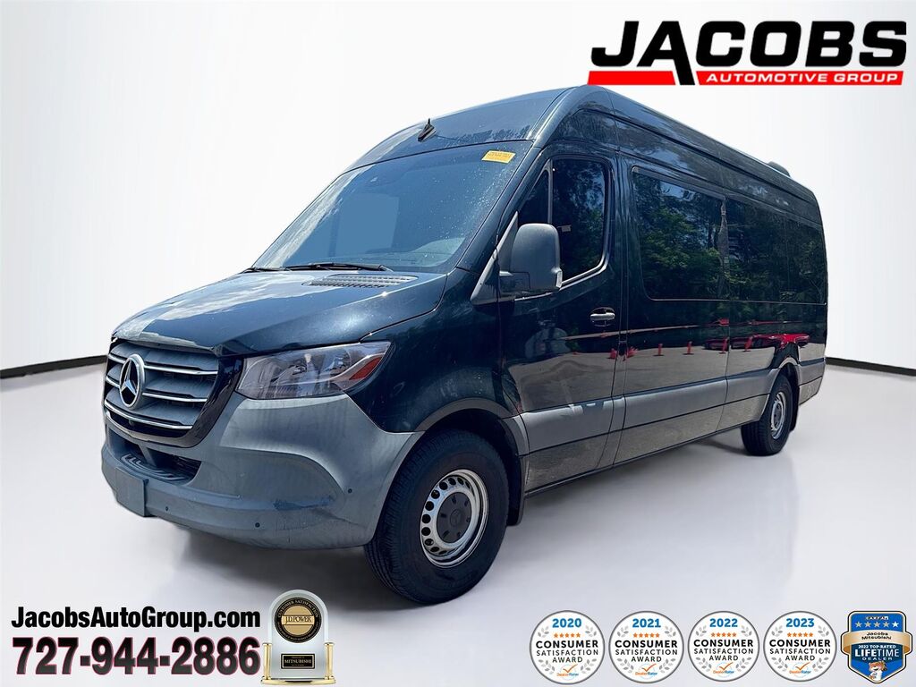 2022 Mercedes-Benz Sprinter Passenger Van 2500 High Roof V6 170 RWD — photo 1 of 13